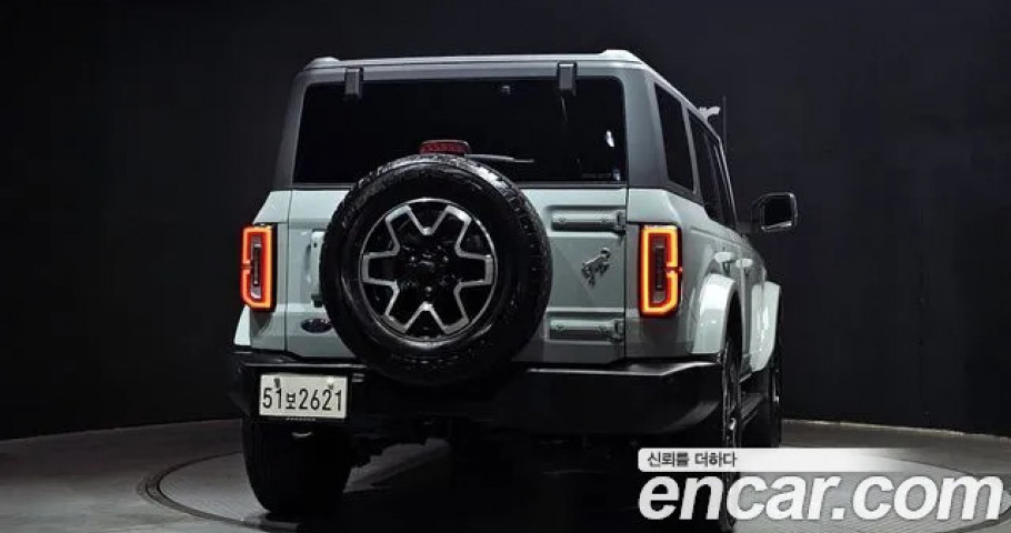 Ford Bronco 
