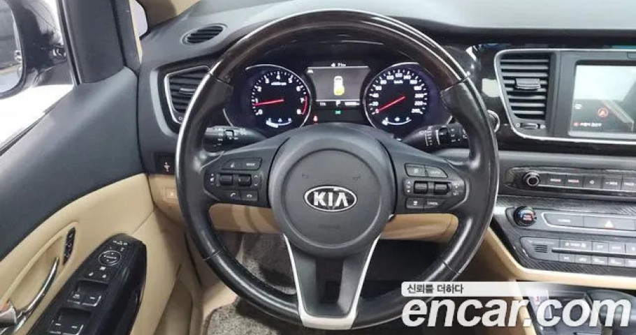 Kia Carnival 
