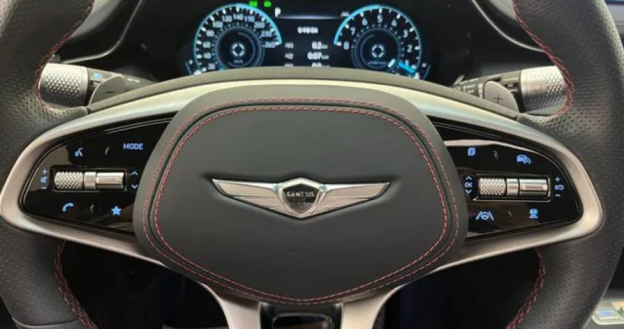 Genesis Gv70 