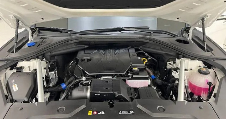 Genesis Gv70 