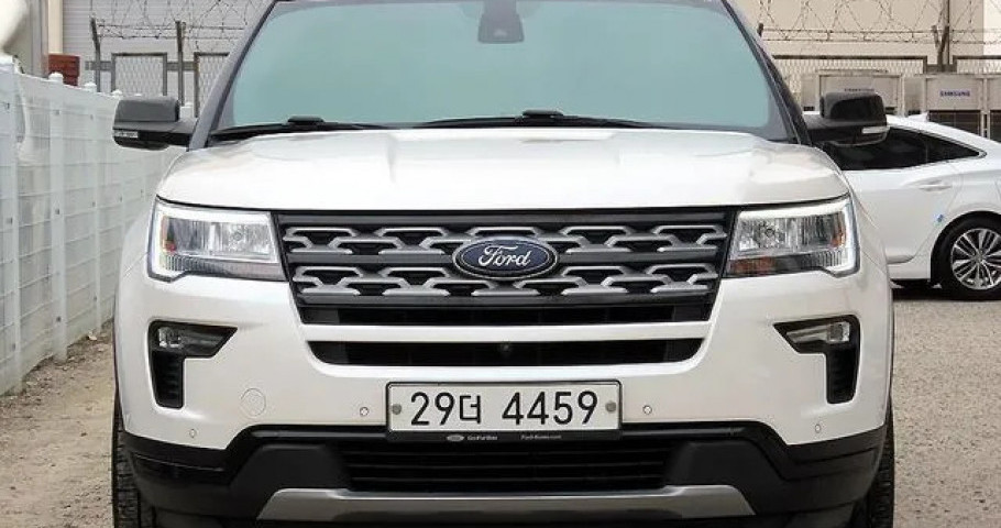 Ford Explorer 