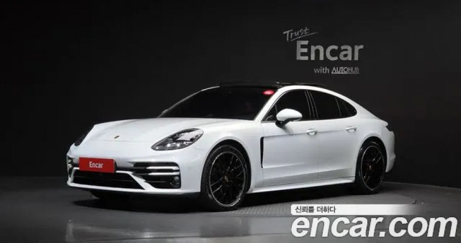 Porsche Panamera 