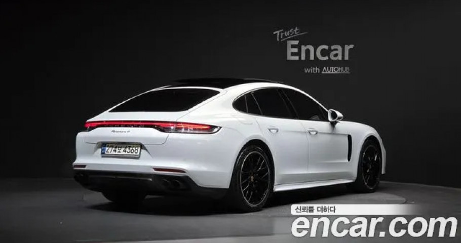 Porsche Panamera 