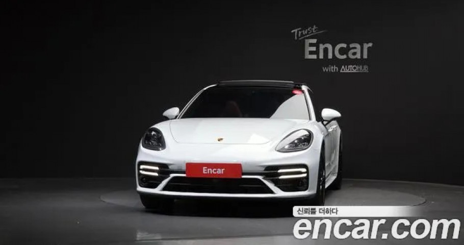 Porsche Panamera 