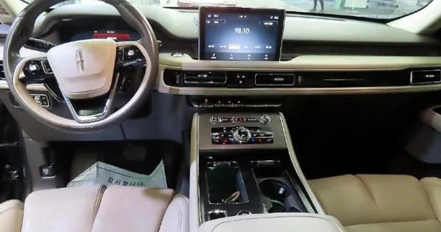 Lincoln Aviator 