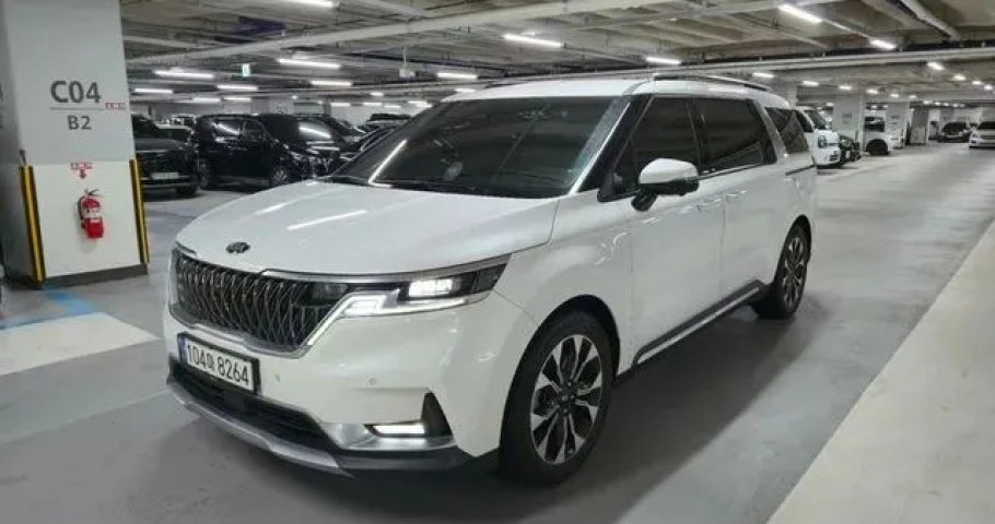 Kia Carnival 