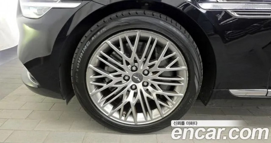 Genesis G90 