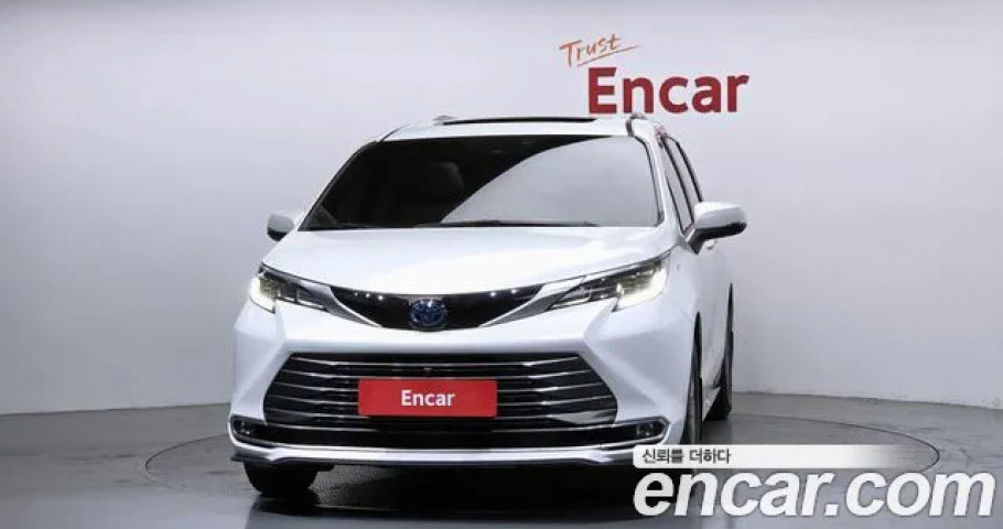 Toyota Sienna 