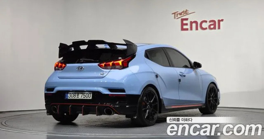 Hyundai Veloster 