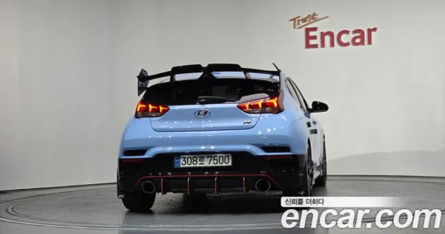 Hyundai Veloster 