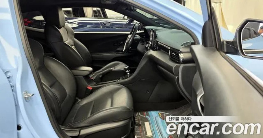 Hyundai Veloster 