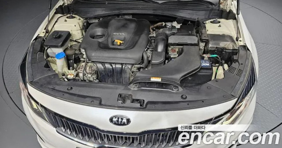 Kia K5 