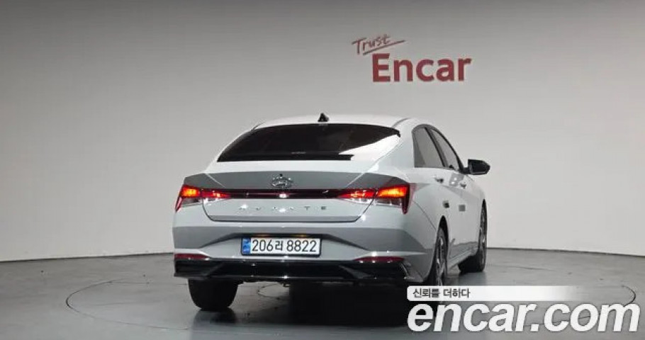 Hyundai Avante (Elantra) 
