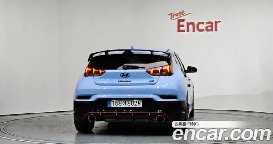 Hyundai Veloster 