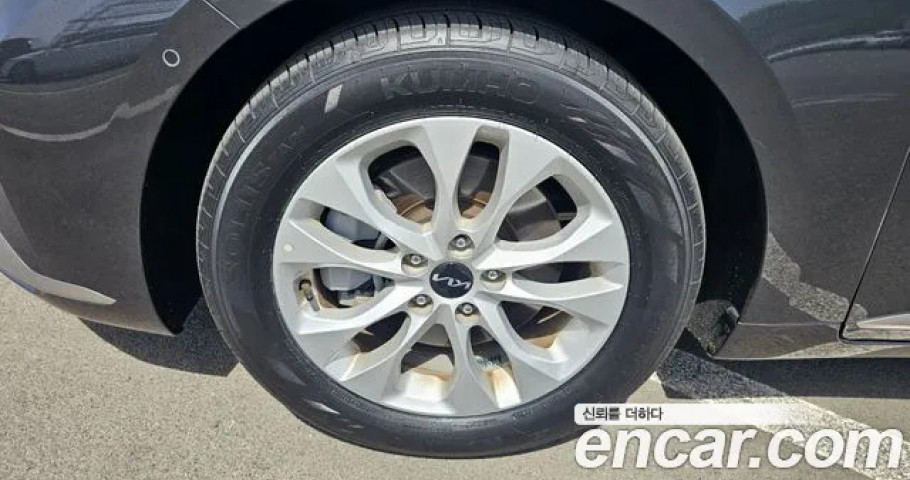 Kia K8 