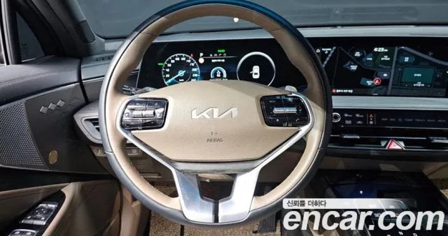 Kia K8 
