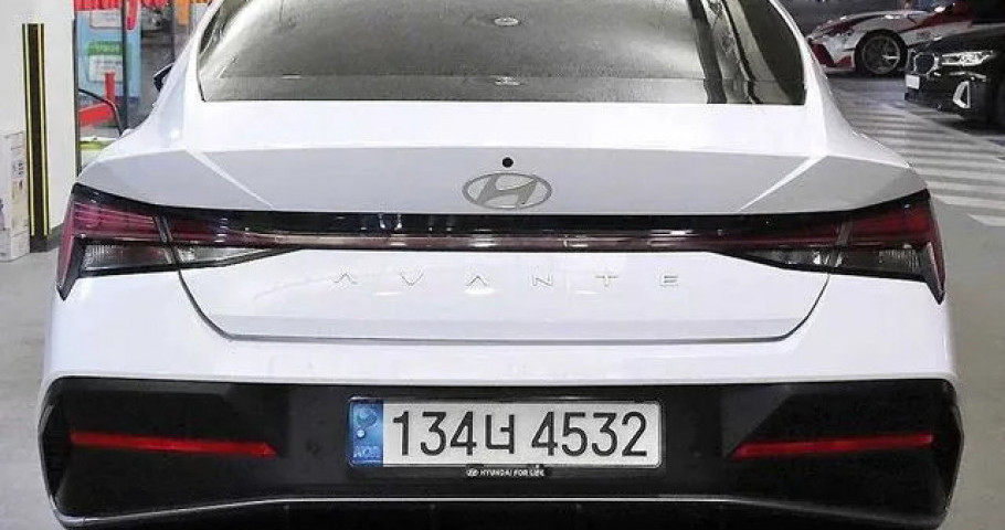 Hyundai Avante (Elantra) 