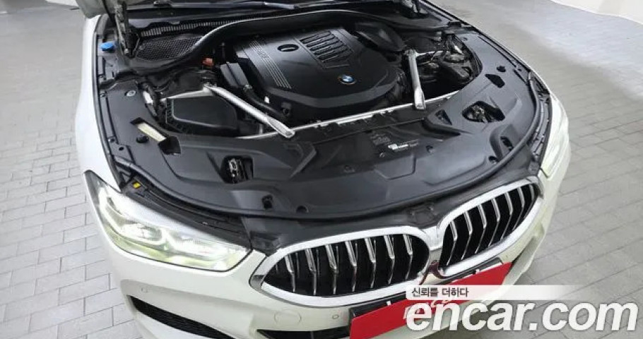 Bmw 8-Series 