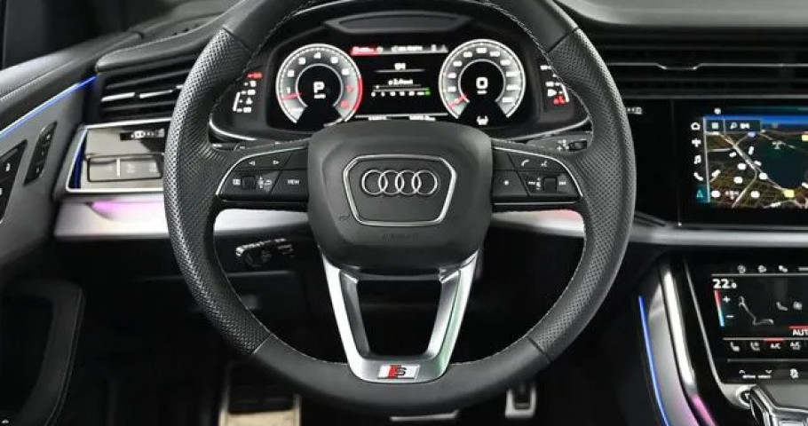 Audi Q8 