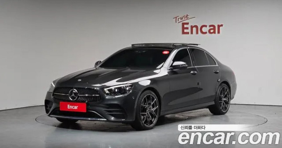 Mercedes-Benz E-Class 
