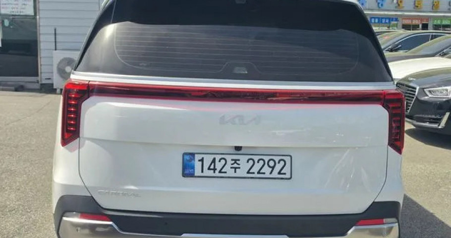 Kia Carnival 