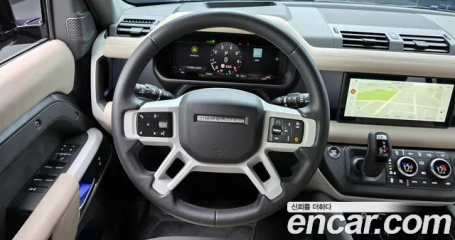 Land Rover Defender 