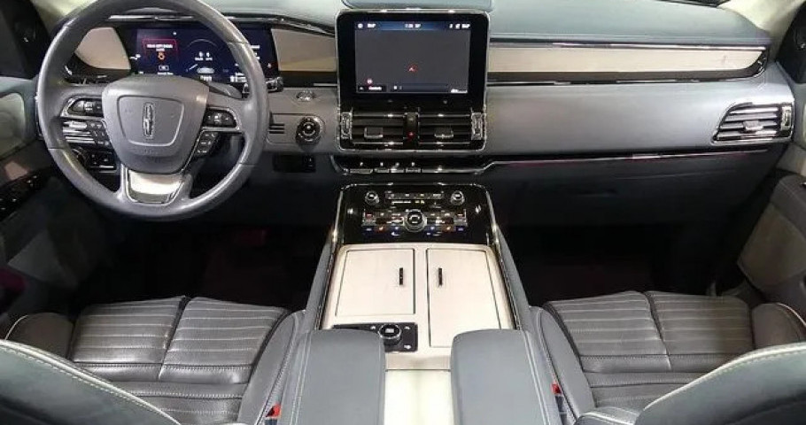 Lincoln Navigator 