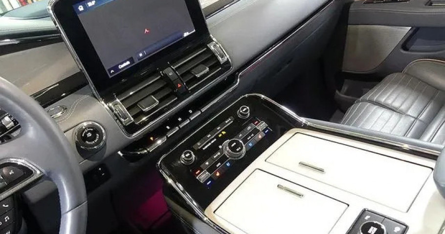 Lincoln Navigator 