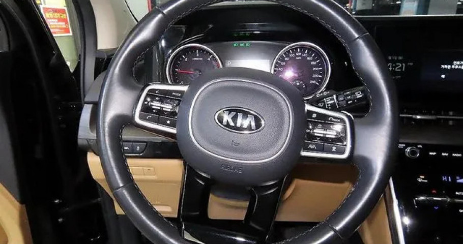 Kia Carnival 