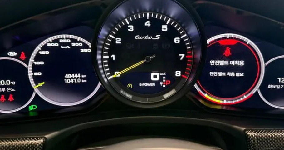 Porsche Panamera 