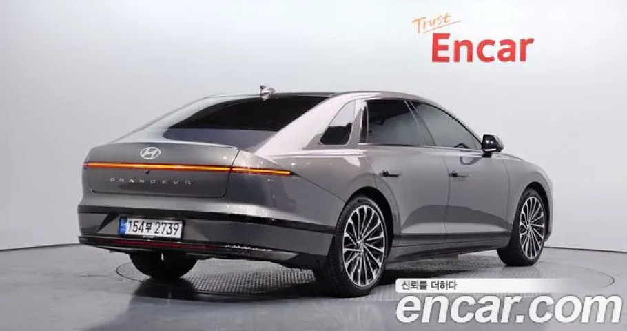Hyundai Grandeur 