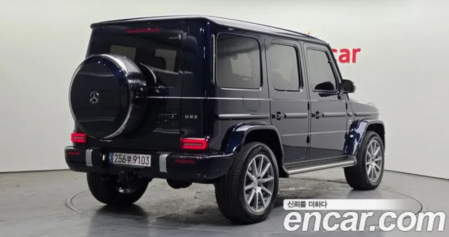 Mercedes-Benz G-Class 