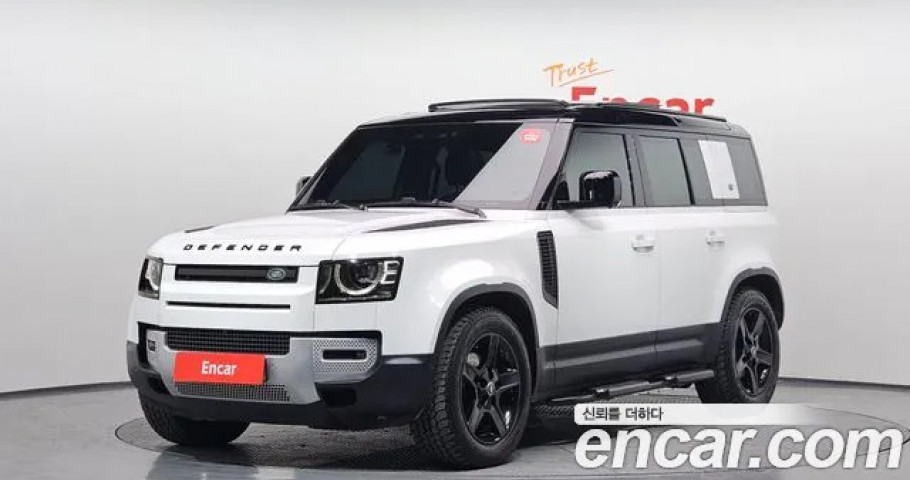 Land Rover Defender 