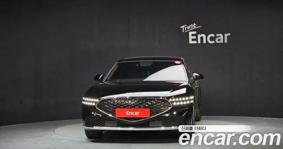 Genesis G90 