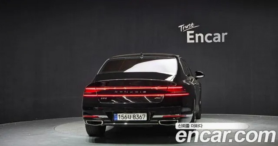 Genesis G90 