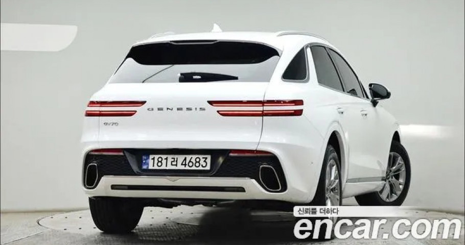 Genesis Gv70 