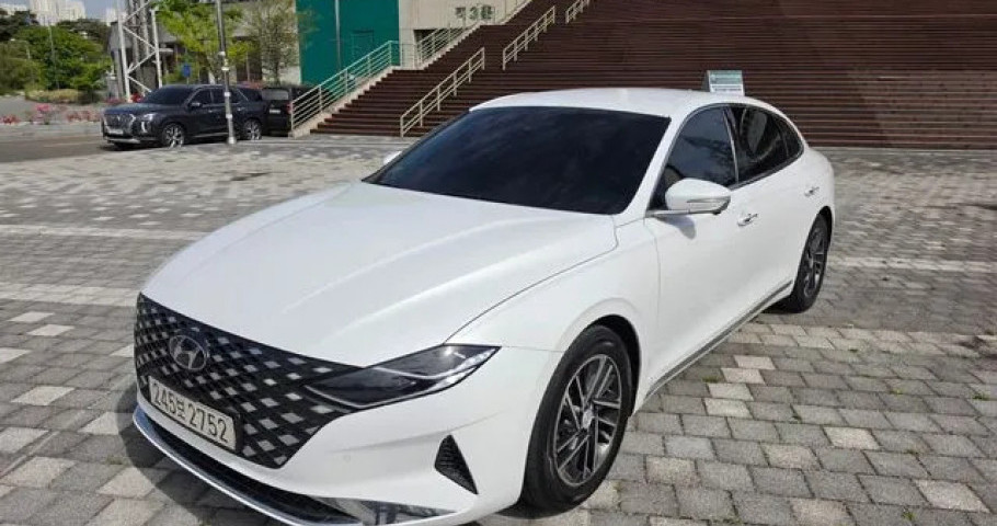 Hyundai Grandeur 