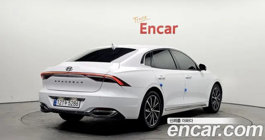 Hyundai Grandeur 