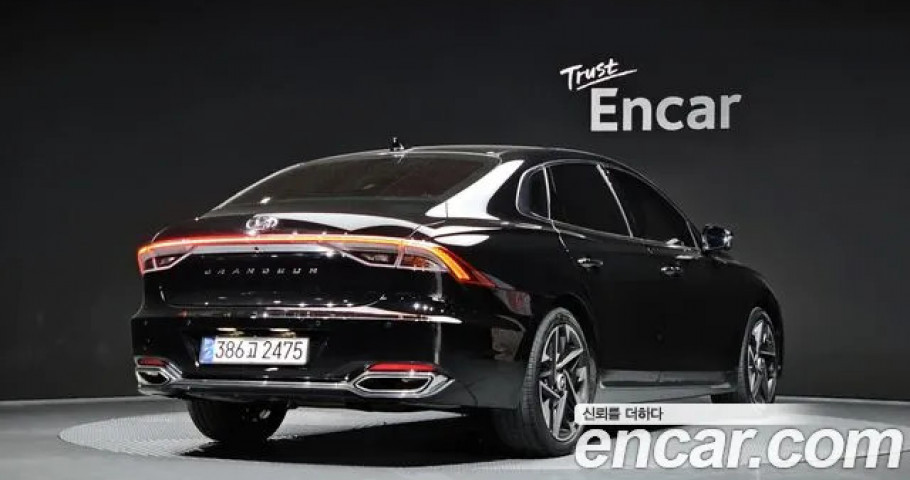 Hyundai Grandeur 