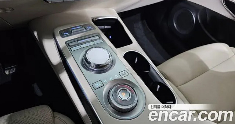 Genesis Gv70 