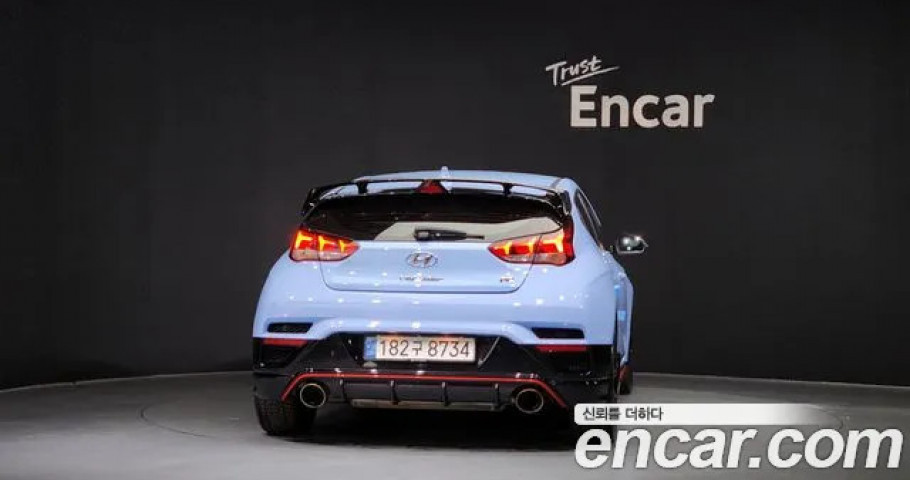 Hyundai Veloster 