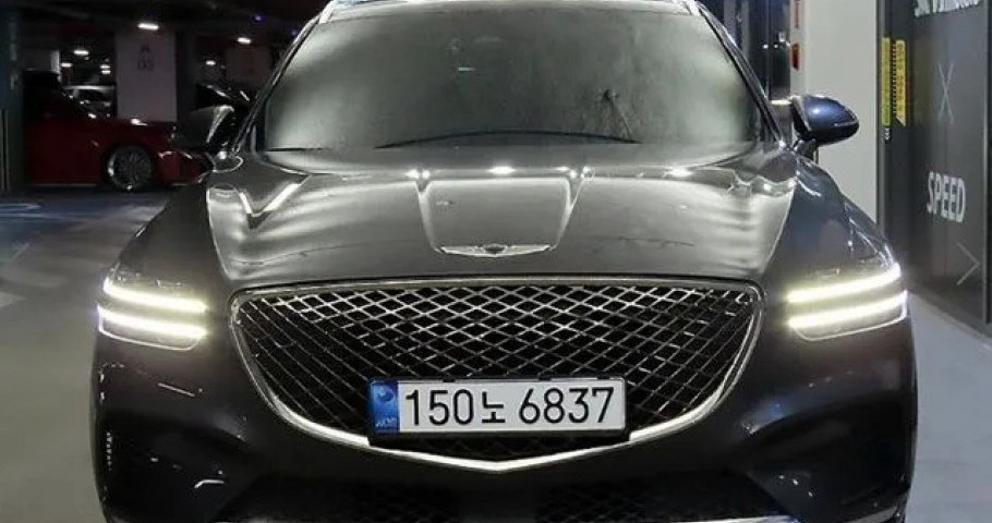 Genesis Gv70 
