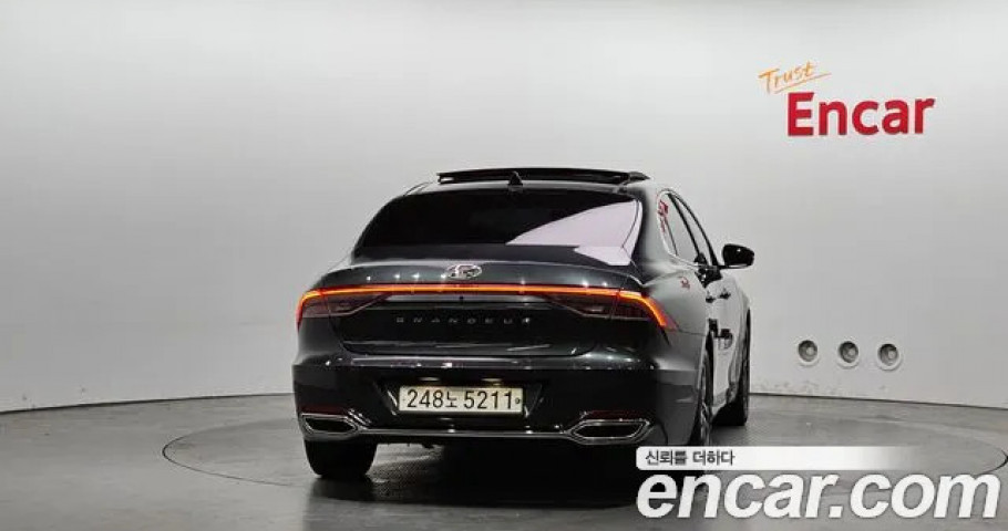 Hyundai Grandeur 