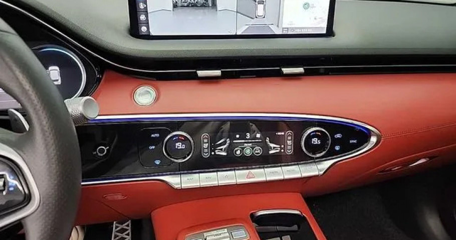Genesis Gv70 