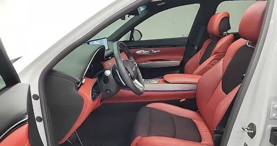 Genesis Gv70 