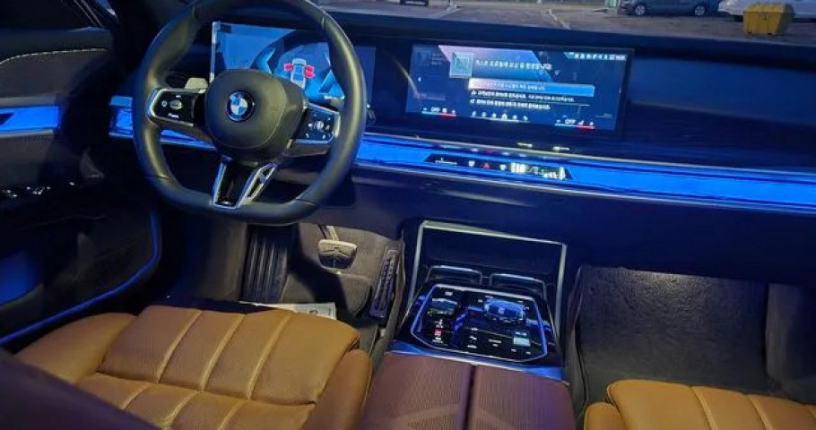 Bmw 7-Series 