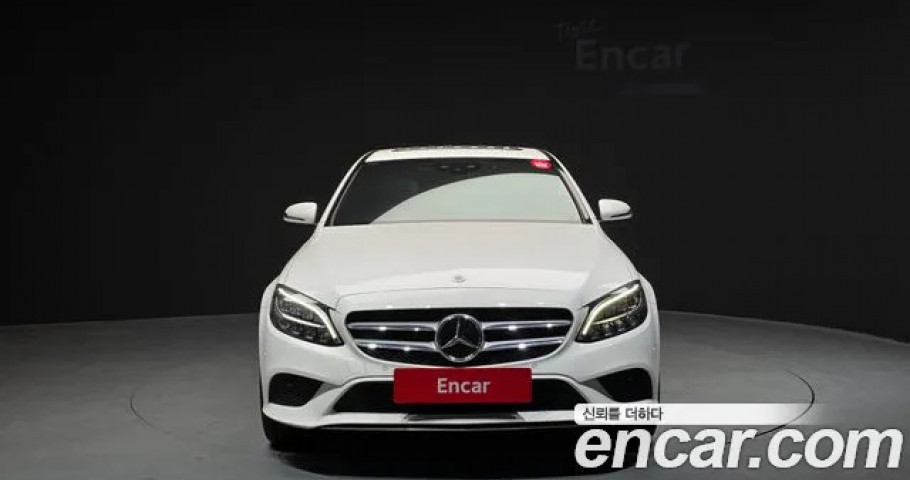 Mercedes-Benz C-Class 