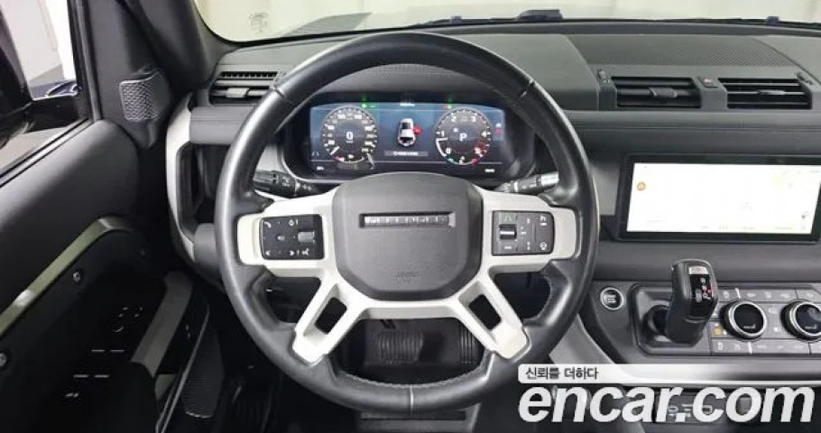 Land Rover Defender 