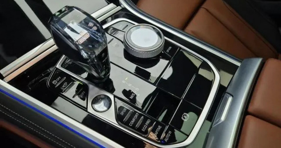 Bmw 8-Series 