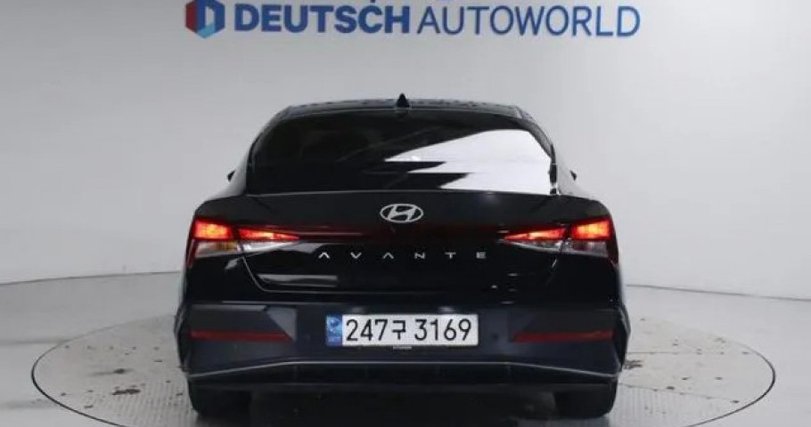 Hyundai Avante (Elantra) 